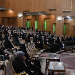 تصاویری از هفتاد و هفتمین محفل انس با قرآن بانوان - ۱۴۰4/02/09