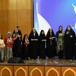 تصاویری از هفتاد و هفتمین محفل انس با قرآن بانوان - ۱۴۰4/02/09