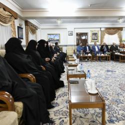 دیدار تولیت آستان عبدالعظیم(ع) با حفاظ رتبه‌دار مسابقات قرآن - 14040824